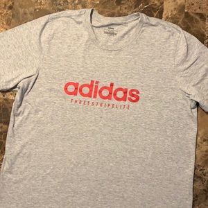 Adidas T-Shirt